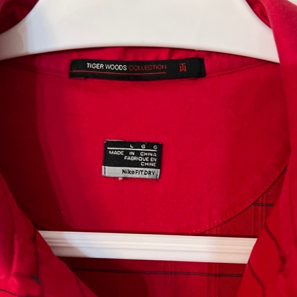 Tiger Woods Nike Golf Polo Men's Size Large Red Polyester Dri-Fit Rare Vintage - Picture 3 of 8